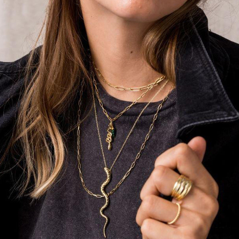 Female Creative Versatile Serpentine Pendant Necklace