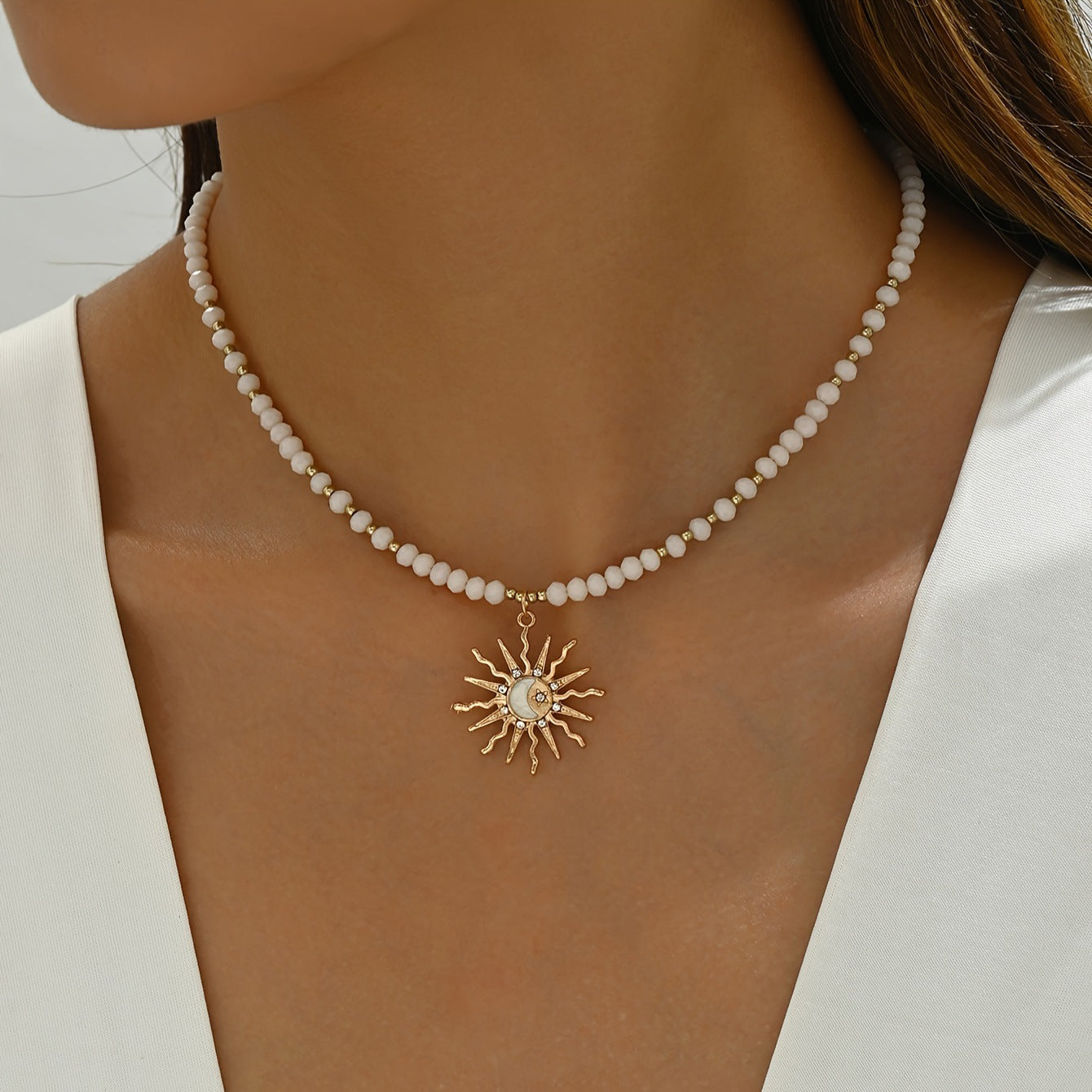 Fashionable All-match Rhinestone Dripping Sun Necklace