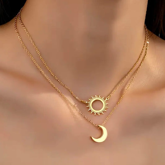 Elegant Vintage Necklace Hollow Sun Moon Pendant Chain Neck